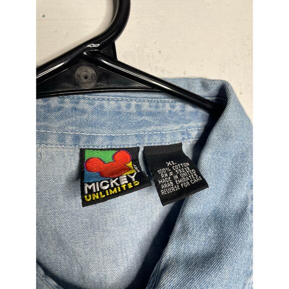 Vintage Mickey Unlimited Disney Sleeveless Denim Shirt Adult Size XL Embroidered - Picture 2 of 7